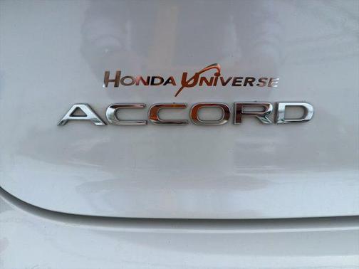 Platinum White Pearl 2024 Honda Accord EX