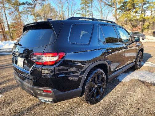 2025 Honda Pilot Black Edition