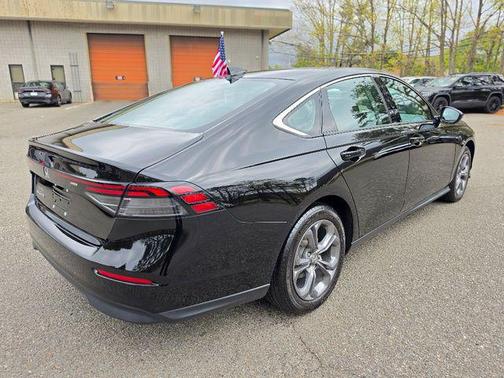 Crystal Black Pearl 2024 Honda Accord EX