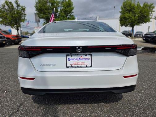 Platinum White Pearl 2024 Honda Accord EX