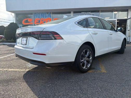 Platinum White Pearl 2024 Honda Accord EX