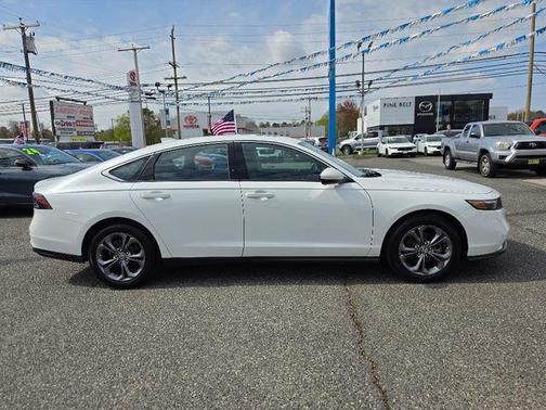 Platinum White Pearl 2024 Honda Accord EX