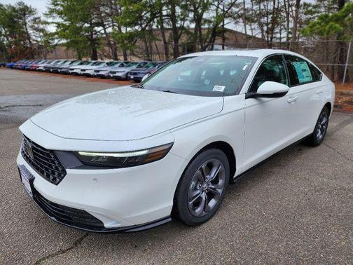 Platinum White Pearl 2025 Honda Accord Hybrid EX-L