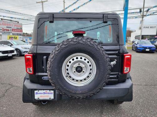 2022 Ford Bronco Base