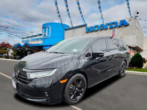 Crystal Black Pearl 2023 Honda Odyssey Sport
