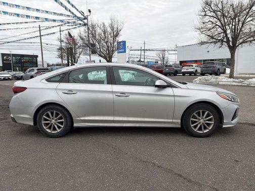 2019 Hyundai SONATA SE