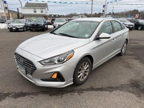 2019 Hyundai SONATA SE