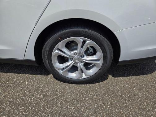 2025 Honda Accord LX 1.5T