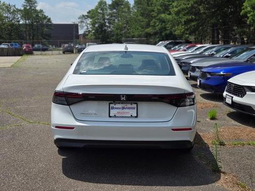 2025 Honda Accord LX 1.5T