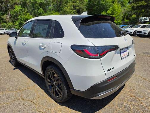 Platinum White Pearl 2027 Honda HR-V Sport