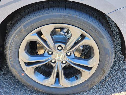 Urban Gray Pearl 2026 Honda Accord Hybrid EX-L