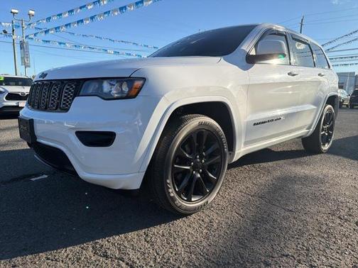 2020 Jeep Grand Cherokee Altitude
