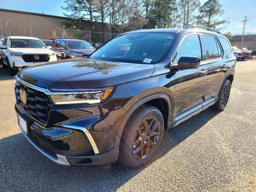 2025 Honda Pilot Touring 8-Passenger