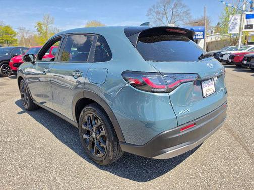 Nordic Forest Pearl 2024 Honda HR-V AWD Sport