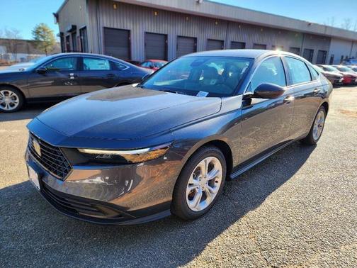 2025 Honda Accord LX 1.5T