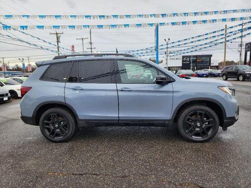 2025 Honda Passport AWD Black