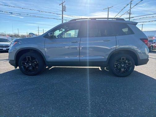 2025 Honda Passport AWD Black