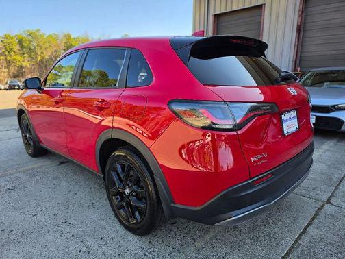 Milano Red 2024 Honda HR-V Sport