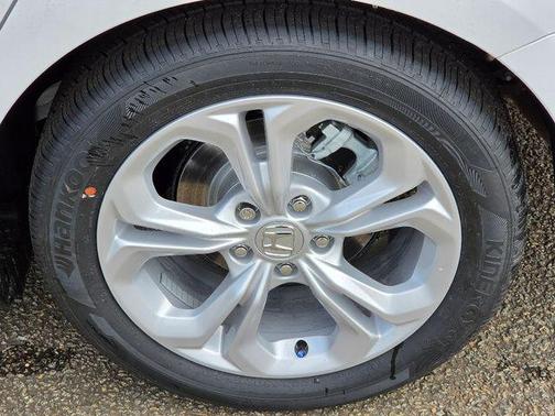 Platinum White Pearl 2026 Honda Accord LX 1.5T