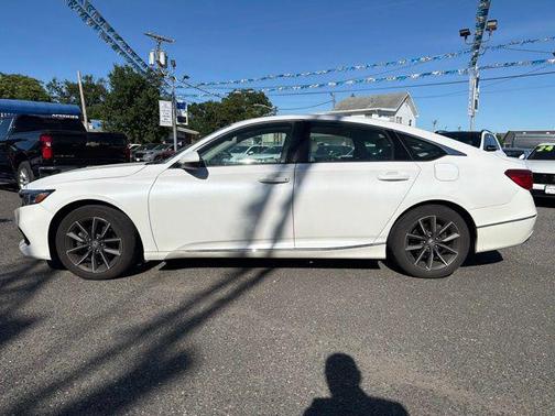 Platinum White Pearl 2021 Honda Accord EX-L 1.5T