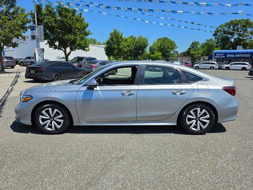 Solar Silver Metallic 2025 Honda Civic LX