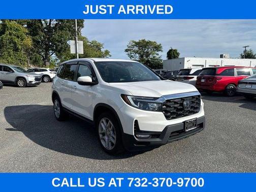 Platinum White Pearl 2024 Honda Passport AWD EX-L