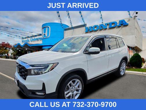 Platinum White Pearl 2024 Honda Passport AWD EX-L