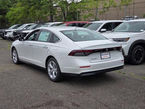 2025 Honda Accord LX 1.5T