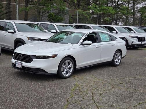 2025 Honda Accord LX 1.5T