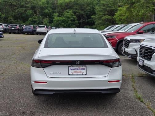 2025 Honda Accord LX 1.5T