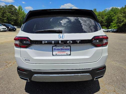 Platinum White Pearl 2026 Honda Pilot EX-L