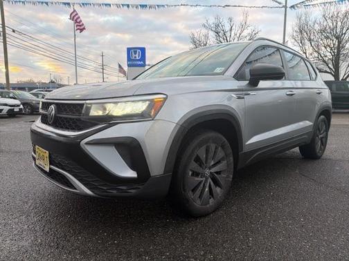 2022 Volkswagen Taos 1.5T S