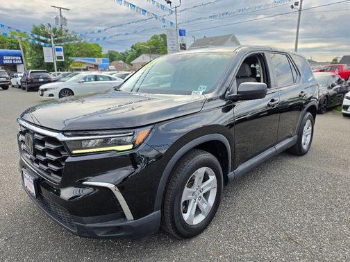 Crystal Black Pearl 2023 Honda Pilot AWD LX