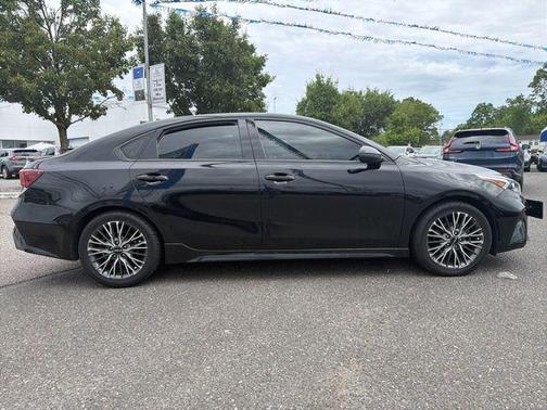 Aurora Black 2023 Kia Forte GT-Line