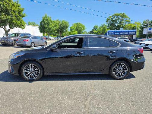Aurora Black 2023 Kia Forte GT-Line