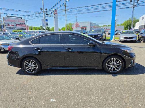Aurora Black 2023 Kia Forte GT-Line