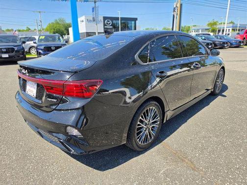 Aurora Black 2023 Kia Forte GT-Line