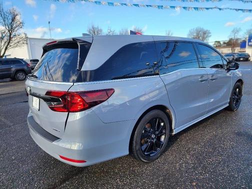 2024 Honda Odyssey Sport