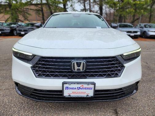 Platinum White Pearl 2026 Honda Accord Hybrid Sport-L