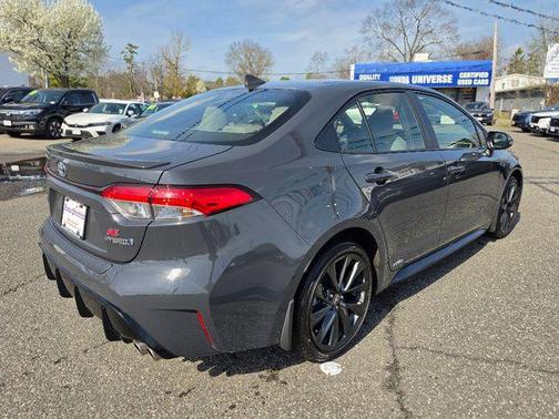 2024 Toyota Corolla Hybrid SE
