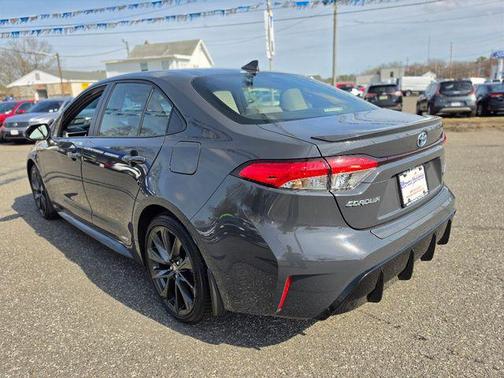 2024 Toyota Corolla Hybrid SE