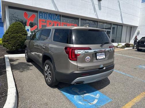 2022 GMC Acadia FWD SLE