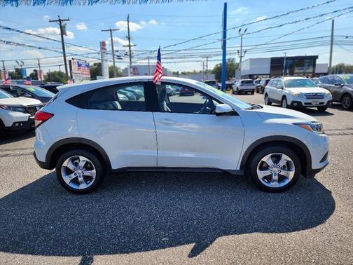 Crystal Black Pearl 2020 Honda HR-V LX