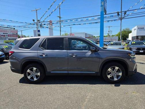 Modern Steel Metallic 2025 Honda Pilot EX-L