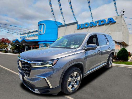 Modern Steel Metallic 2025 Honda Pilot EX-L