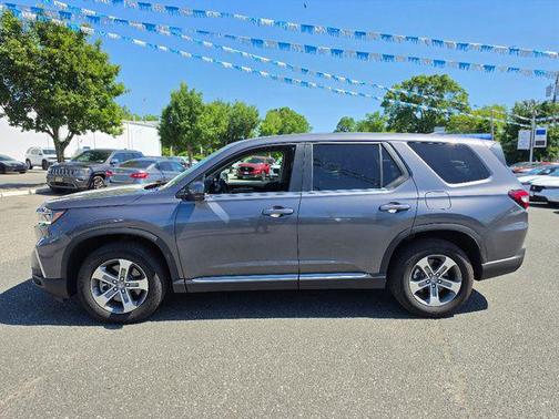 Modern Steel Metallic 2025 Honda Pilot EX-L