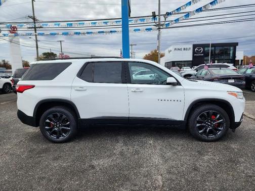 2021 Chevrolet Traverse RS