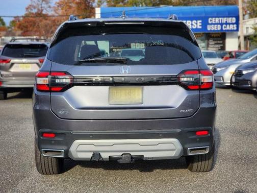 2025 Honda Pilot Elite