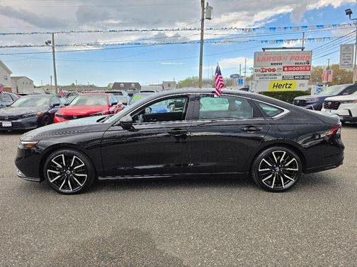 Crystal Black Pearl 2025 Honda Accord Hybrid Touring