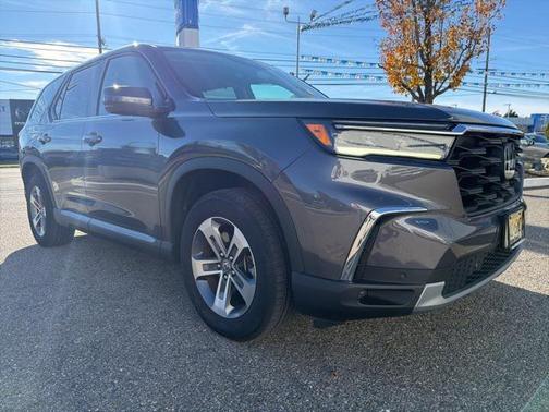 2023 Honda Pilot AWD EX-L 7 Passenger